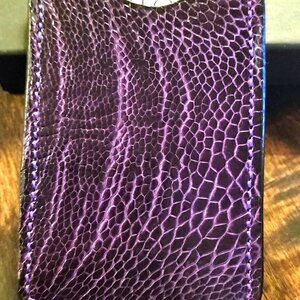 Purple Ostrich Leg Leather Card Holder – Ethically Sourced Exotic Wild Hide